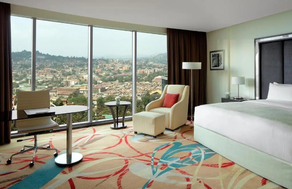 Pearl Of Africa Hotel 캄팔라